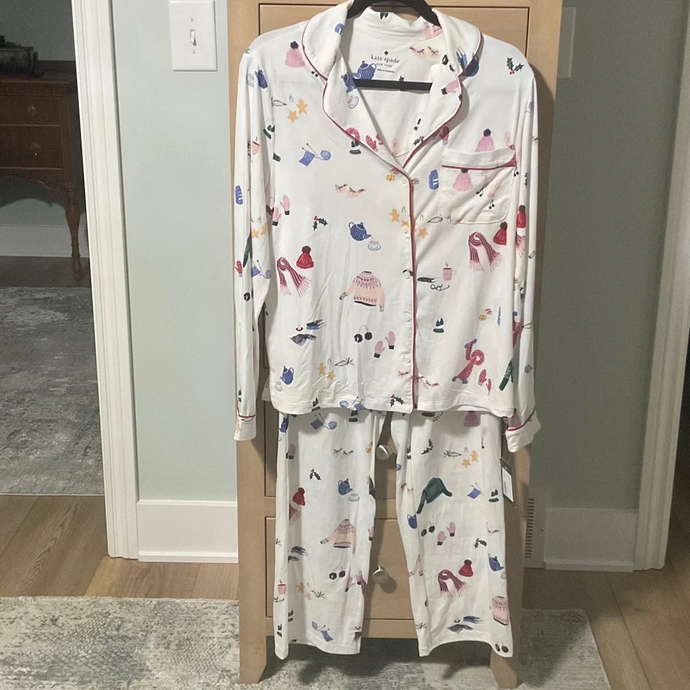 NWT Kate Spade Winter Themed Pajama Set Size S Cozy Chic Whimsical Playful